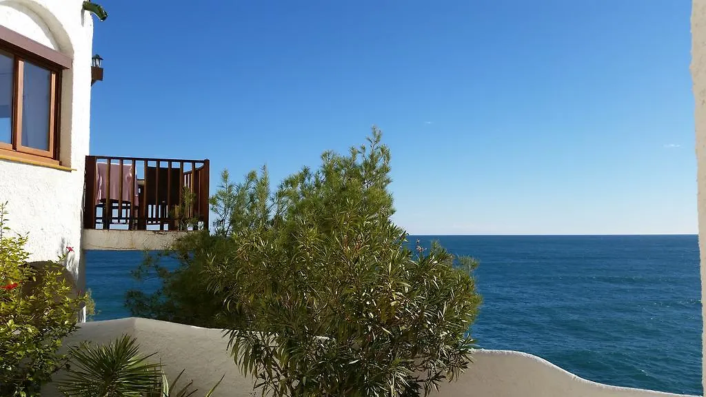 Sitges Balcony Pool & Seaside Apartment